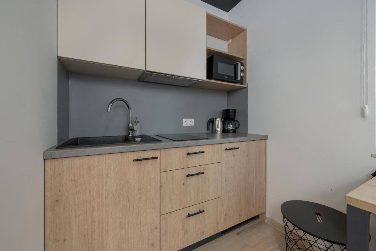 Trendy Studios With Home Office Near Wroclaw Main Station By Noclegi Renters Exterior photo