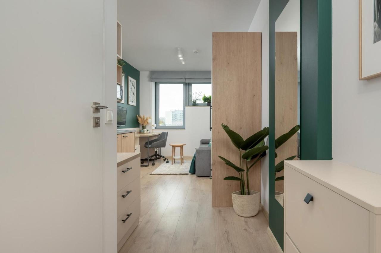 Trendy Studios With Home Office Near Wroclaw Main Station By Noclegi Renters Exterior photo